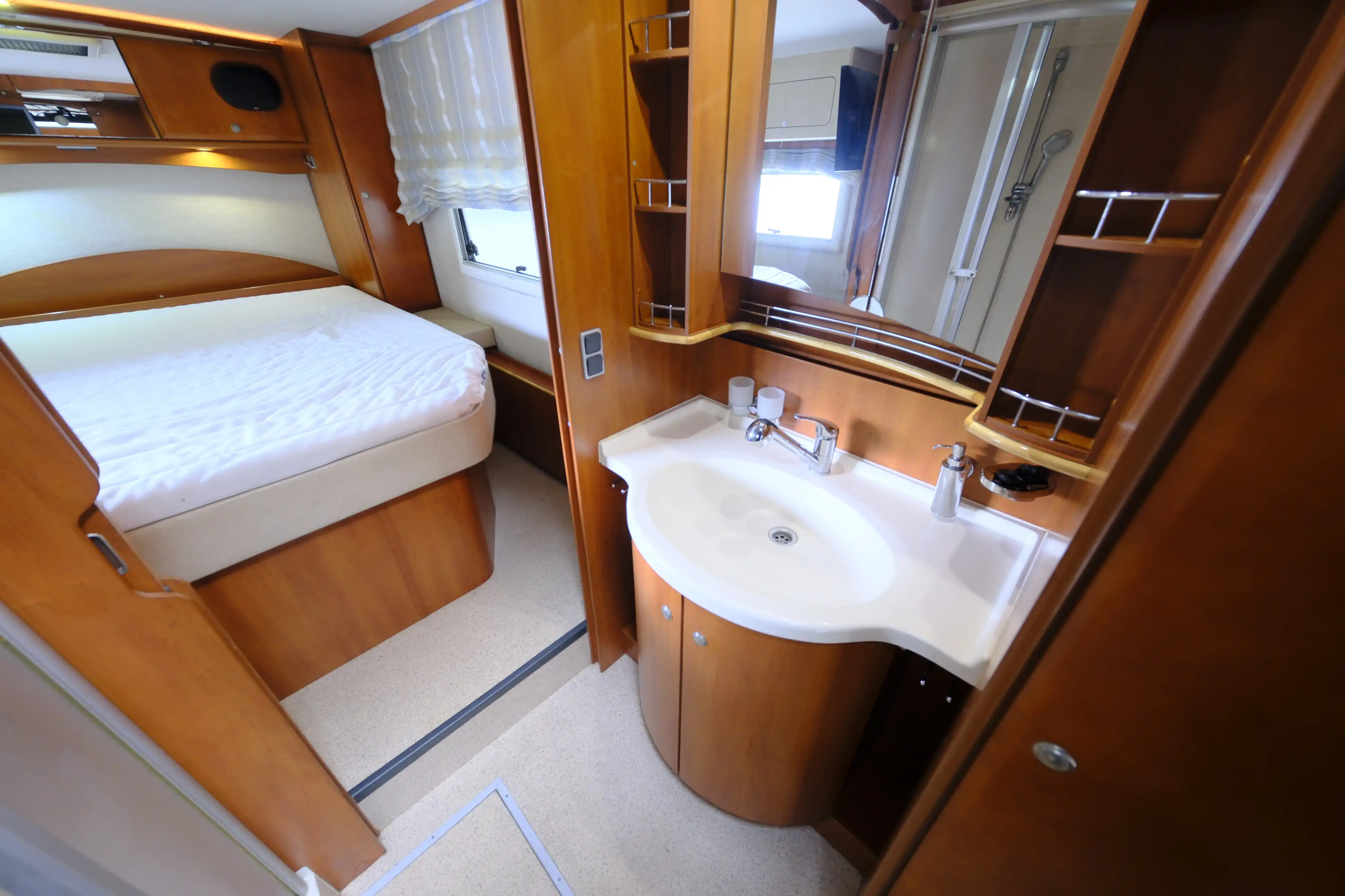 CONCORDE Charisma 890 M 
